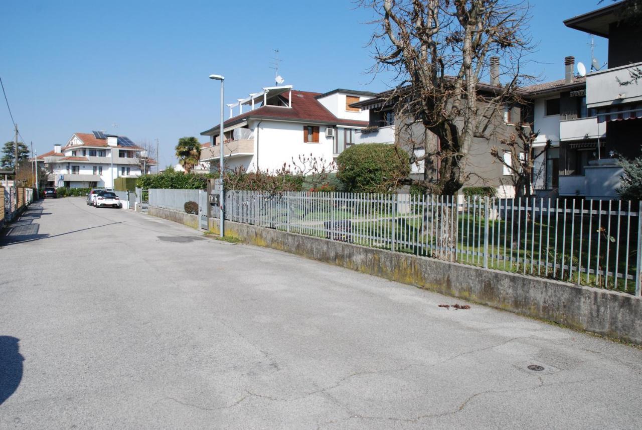 Appartamento Vera Ponte San Nicolò Esterno foto